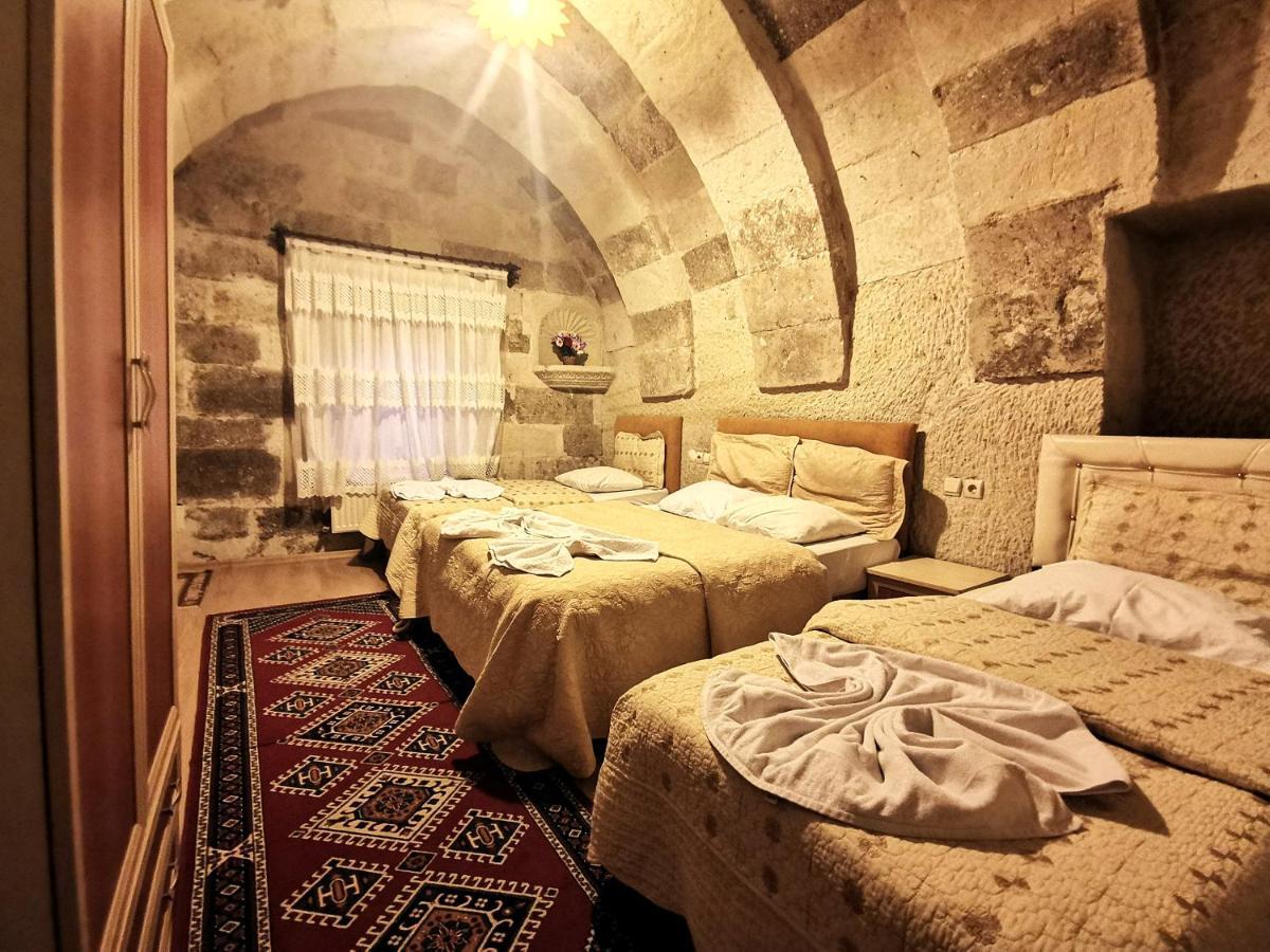 Falcon Cave Suites Гореме Экстерьер фото